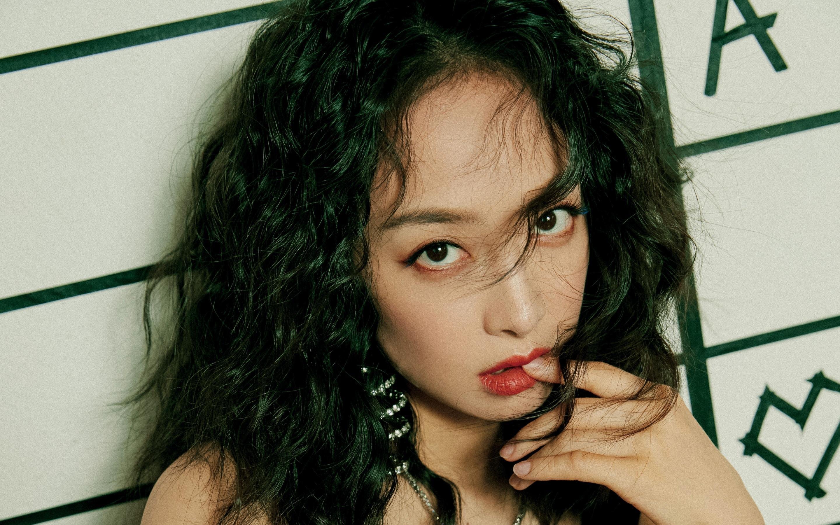 九游网-《年度最佳操作盘点：精彩瞬间汇总》，精彩操作集锦